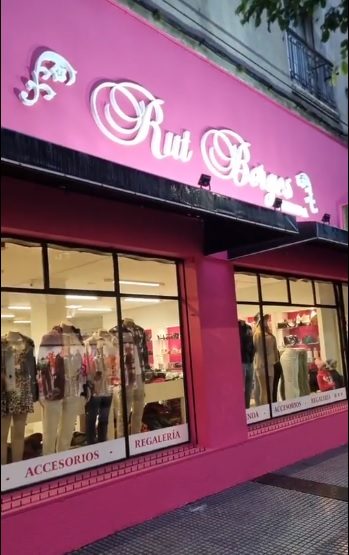 Carteras Perfumeria Maquillaje Bijouterie y Mucho más